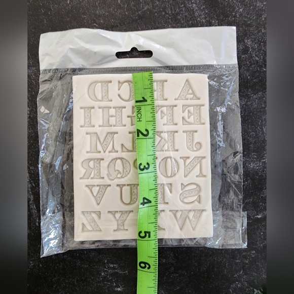 Alphabet Filigree Chocolate Fondant Gum Paste Silicone Mold NEW - Picture 3 of 5